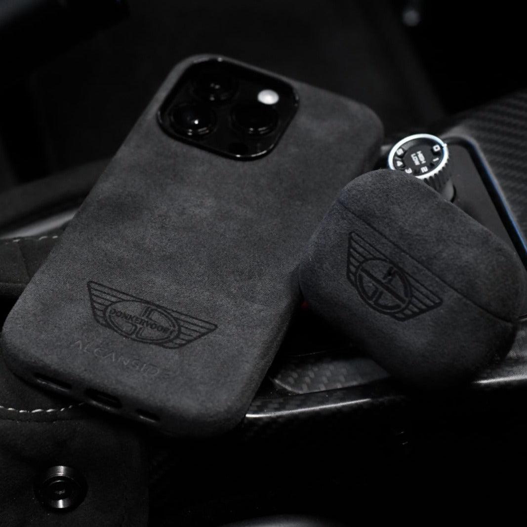 Donkervoort F22 - AirPods Pro (2nd Generation) Alcantara Case - Space Grey - Alcanside