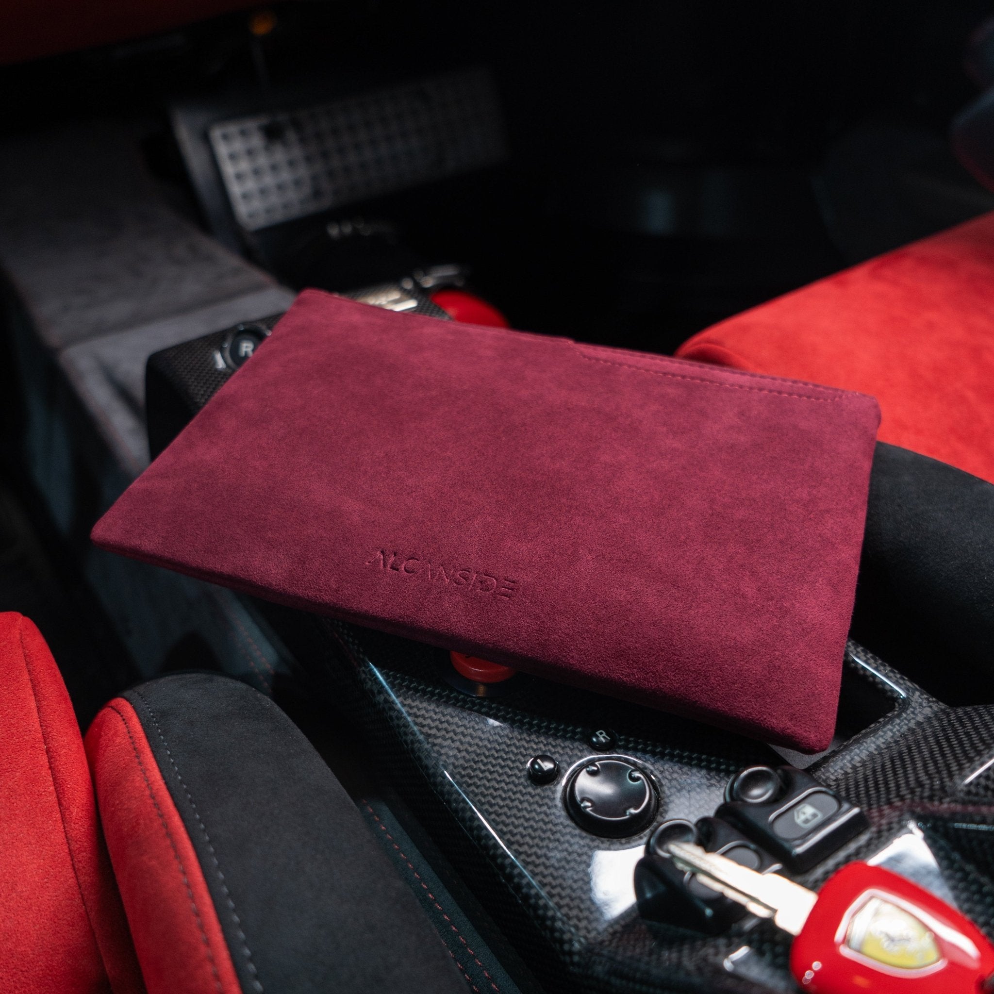 Alcantara Pouch - Wine Red - Alcanside