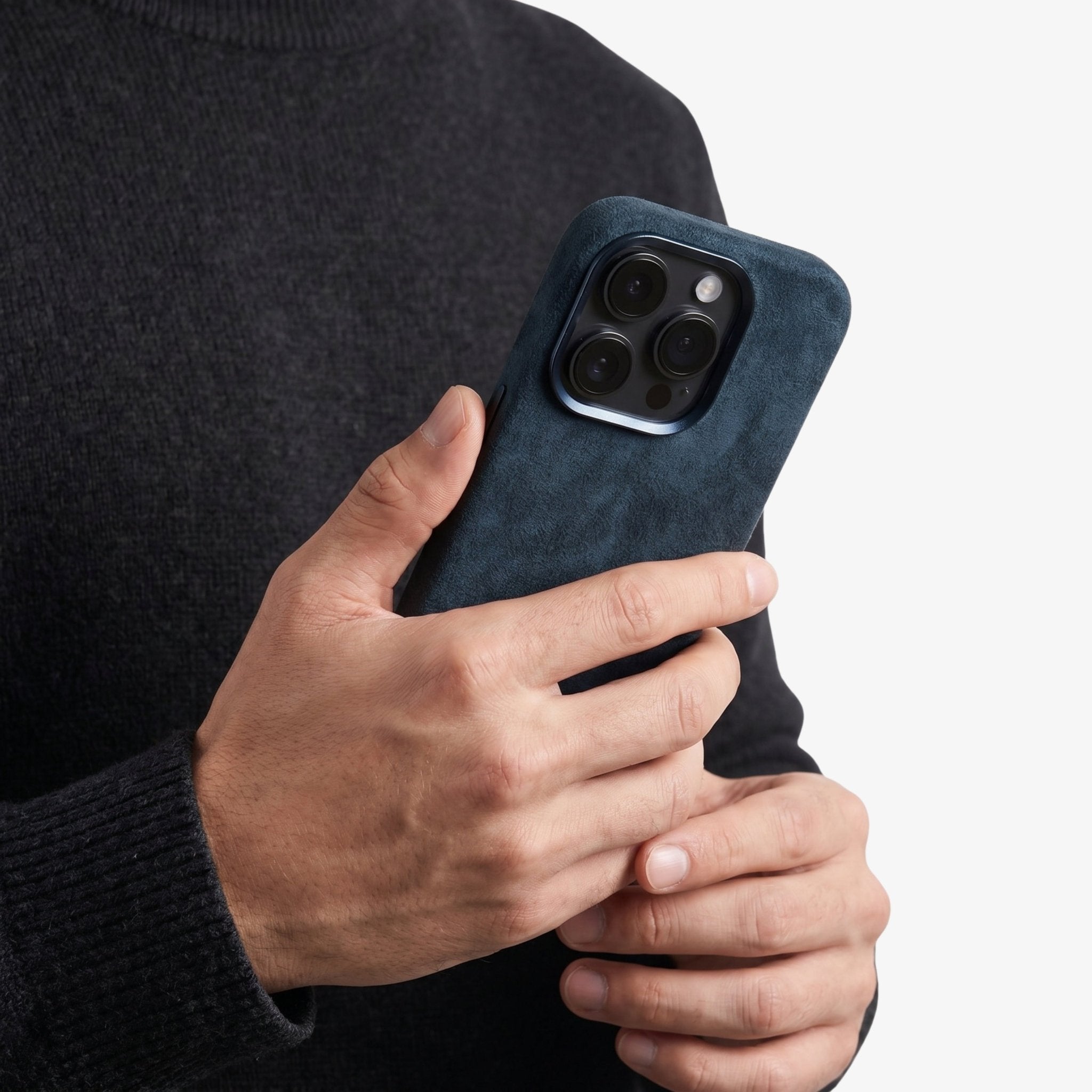 iPhone 16 Pro Max - Alcantara Case - Navy Blue - Alcanside