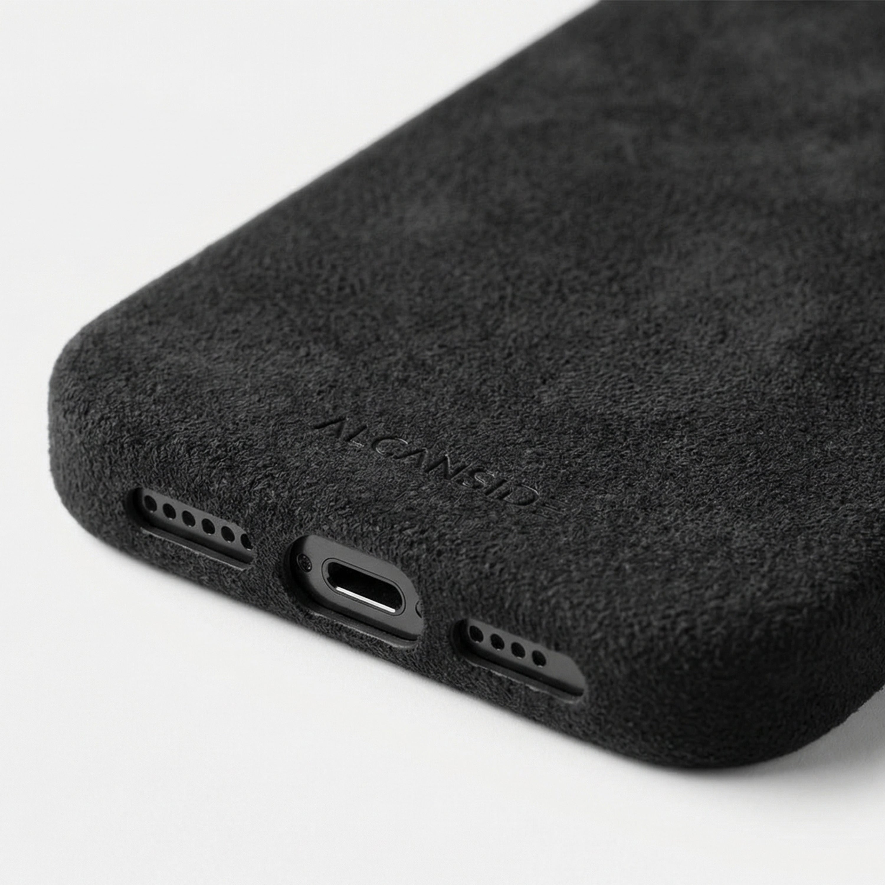 iPhone 16 Pro Max - Alcantara Case - Deep Black