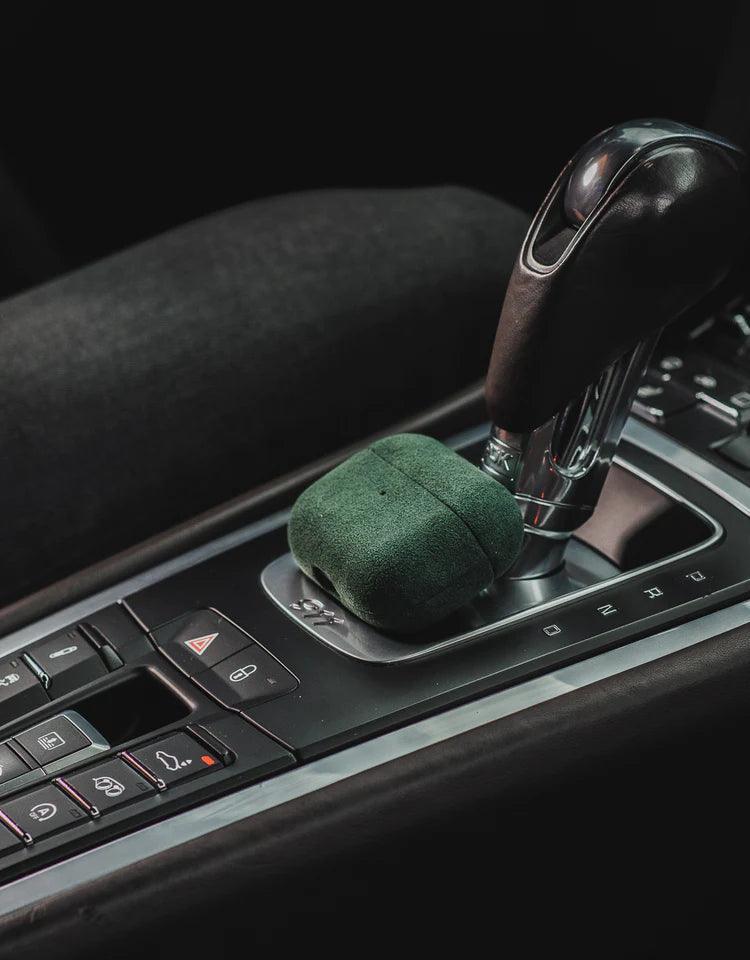 Alcantara AirPods-Hüllen