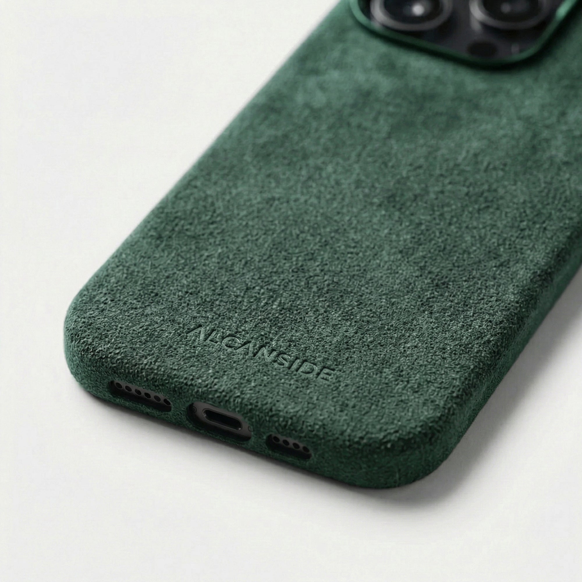 iPhone 16 Pro Max - Alcantara Case- Midnight Green - Alcanside