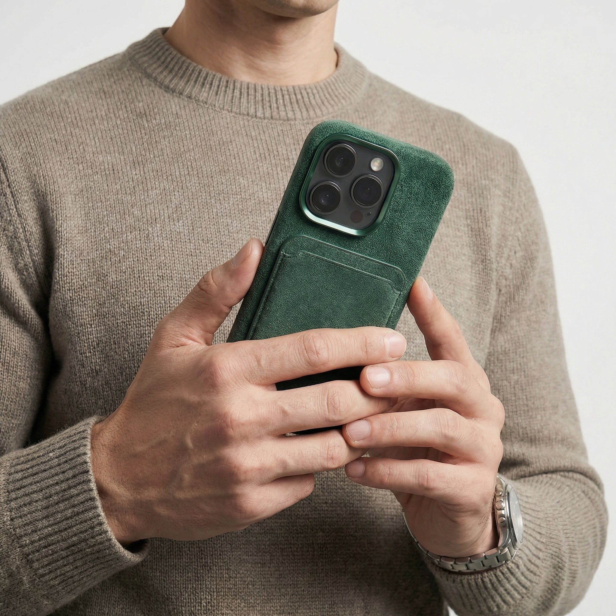 iPhone 16 Pro Max - Alcantara Case- Midnight Green - Alcanside