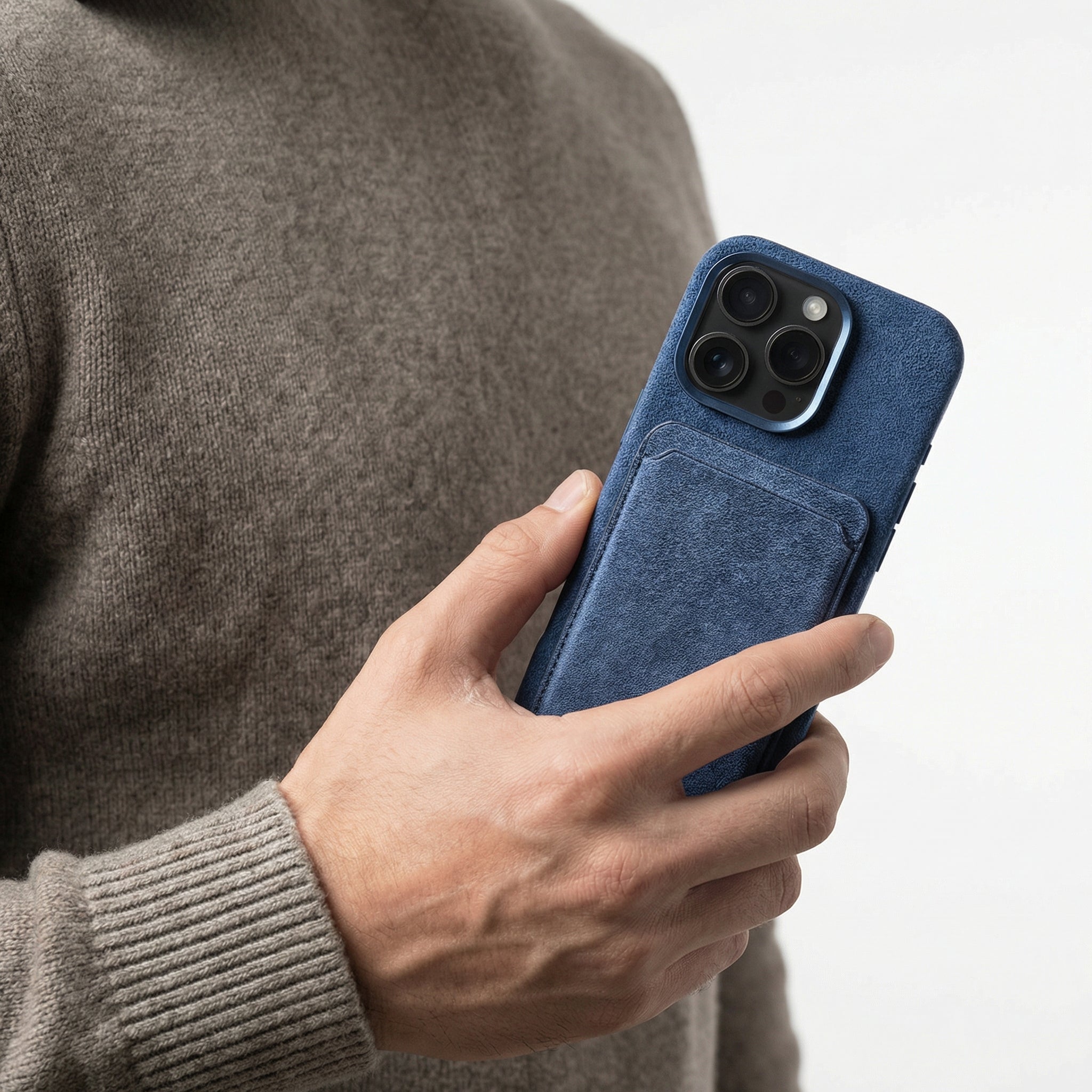 iPhone 16 Pro Max - Alcantara Case - Ocean blue - Alcanside