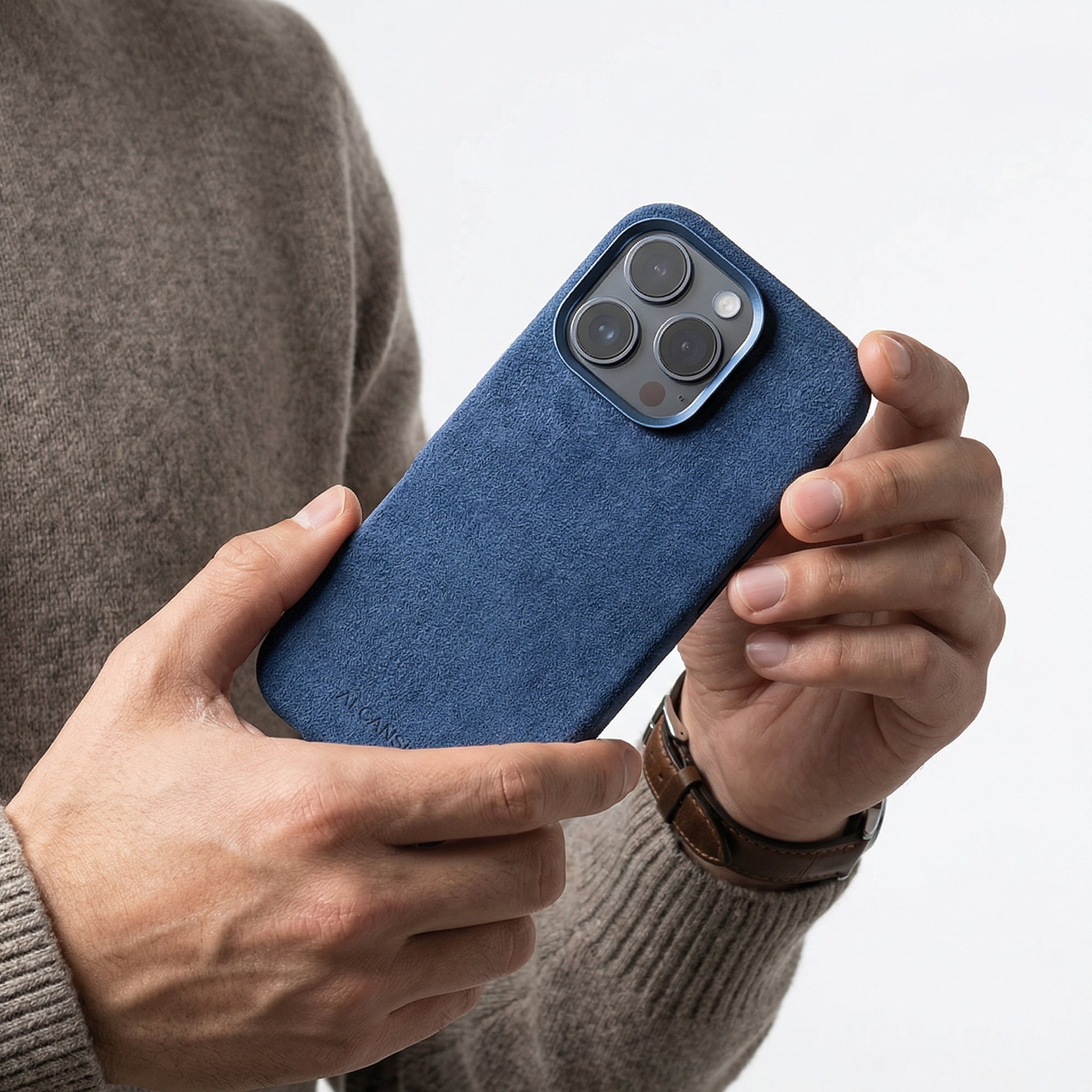 iPhone 16 Pro Max - Alcantara Case - Ocean blue - Alcanside