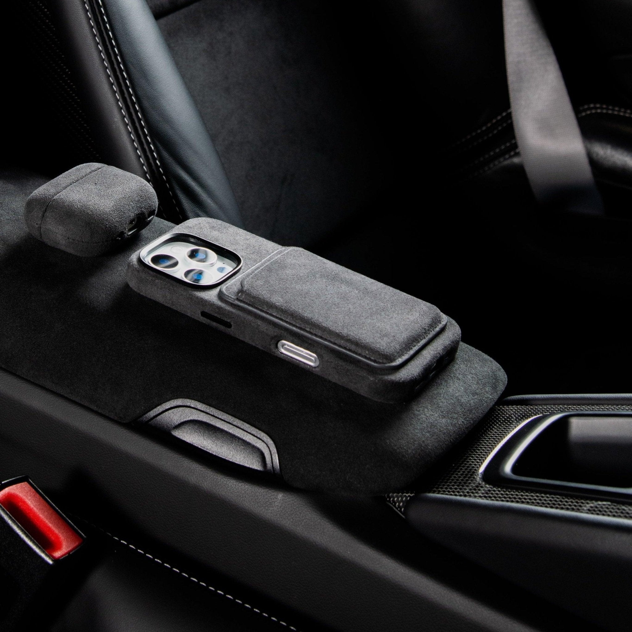 iPhone 16 Pro Max - Alcantara Case - Space Grey - Alcanside