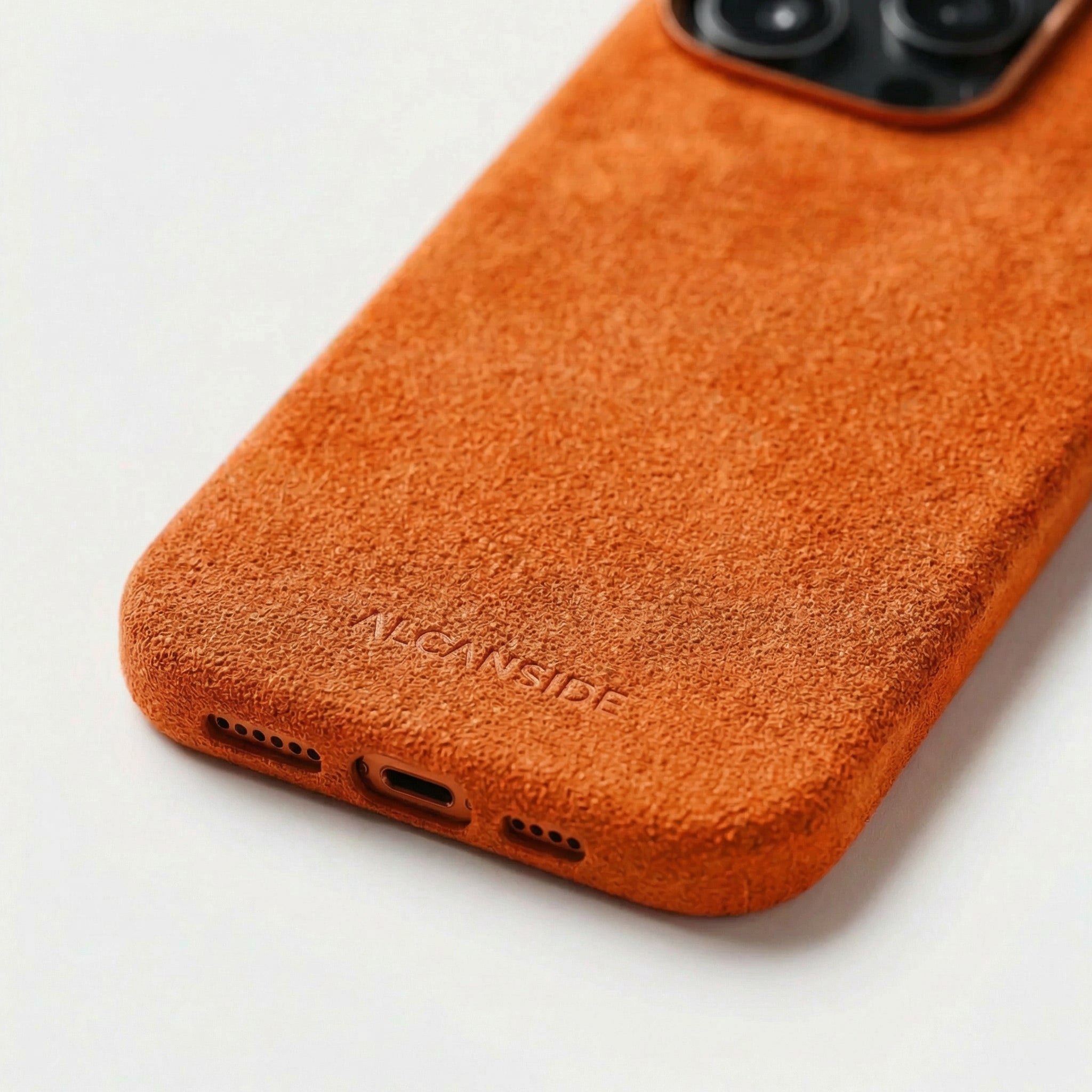 iPhone 16 Pro - Alcantara Case - Orange - Alcanside